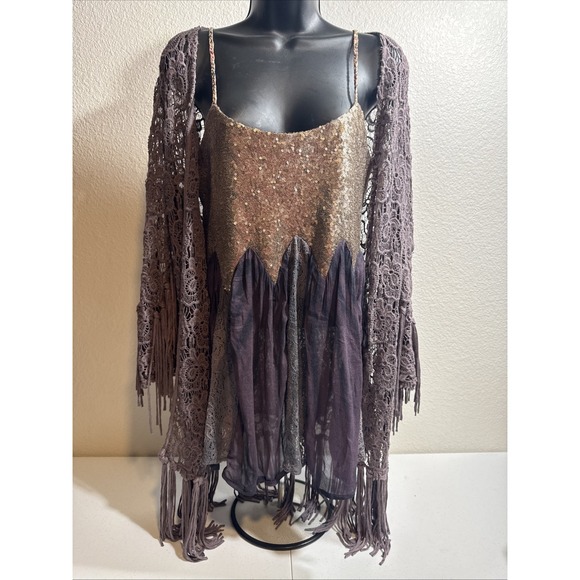 gimmicks by BKE Tops - Gimmicks BKE Silk Sequin Tank Lace Fringe Kimono Small Festival Whimsigoth BOHO